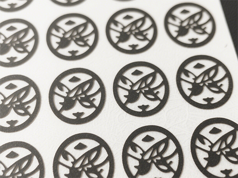 Memperkasakan Pembuatan dengan Pengawal Pemotongan Laser Pintar